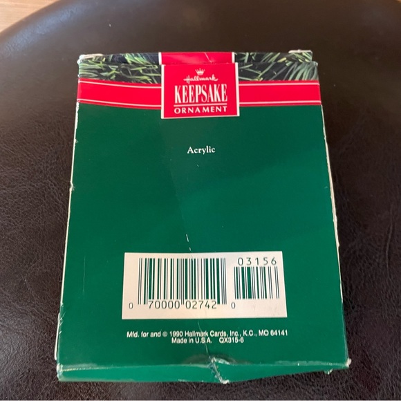 Hallmark Keepsake Ornament 1990 Jesus Loves Me Clear Acrylic - Picture 6 of 6